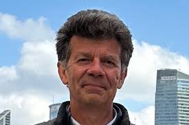 Mike Laflin's Instagram, Twitter & Facebook