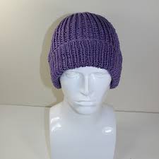 *1 k, 1 p* repeat from * to * row 2: Fishermans Rib Beanie Circular Knitting Pattern