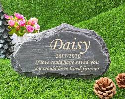 We all love our pets, especially if they fill an empty home after a long day at work. Cat Grave Marker Etsy