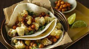 Tacos Au Chou Fleur Pimente Recettes Mexicaines Old El Paso Recipe Vegetarian Mexican Recipes Vegetarian Recipes Recipes