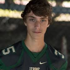 Andrew Heins's Instagram, Twitter & Facebook