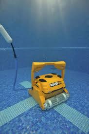Dolphin Wave100 Underwater Commercial Pool Cleaner For Public Pools Or Domestic Pools Up To 25m Best Pool Vacuum Dolphin Pools Pool Cleaning