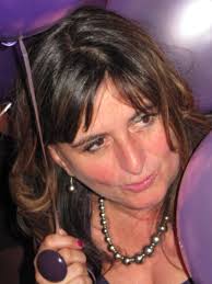 Suzanne Hunt is fundraising for Cancer Research UK