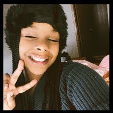 Noelle Mobley's Instagram, Twitter & Facebook