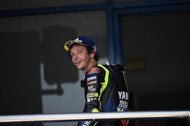 Anda dapat menemukan arti yang pas atau cocok dari mimpi beli motor warna hijau artinya sebagai pertanda yang baik mencakup dalam semua. 5 Alasan Valentino Rossi Jangan Pensiun Dulu Dari Motogp Nomor 1 Inspirasi Bagi Rival Okezone Sports