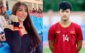 Chưa từng trực tiếp nhắc đến đối phương hay công khai ảnh chụp chung song qua hàng loạt bằng chứng trên mạng, hoàng đức và cô nàng linh trang vẫn khiến các fan tin họ là một cặp. Ngháº¹t Thá»Ÿ Vá»›i 3 Vong Bá»'c Lá»­a Cá»§a Báº¡n Gai Nguyá»…n Hoang Ä'á»©c