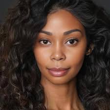 ⚜ It's a Black & Gold...