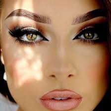 Celine Arroyo (celinearroyo)