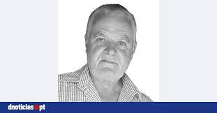 Antonio Moniz's Instagram, Twitter & Facebook