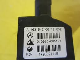 Mercedes W163 R170 W202 W203 Ml320 C230 Lateral Acceleration Sensor Esp Genuine Please Match The Picture And Part Numbe Used Car Parts Acceleration Used Parts