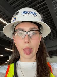 Happy Women in Construction Week!! 💕👷🏻‍♀️🗣️