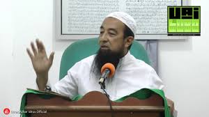 Ketika anda adalah isteri tetaplah berjalan dengan gemalai dan lemah lembut, tetapi selalu berhasil menyelesaikan semua pekerjaan. Suami Suka Berkata Kasar Atau Kesat Kepada Isteri Ustaz Azhar Idrus Official Youtube