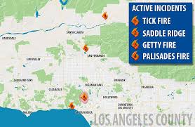 The blaze quickly spread, devouring 18 acres in just 15 minutes, before ploughing uphill and burning. More Than 1 000 Firefighters Battle 658 Acre Getty Fire Daily Mail Online
