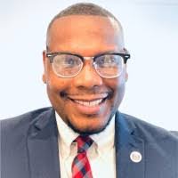 Cal Bell's Instagram, Twitter & Facebook