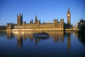 Niet Te Missen Aan De Theems Houses Of Parlement Waar Het Britse Parlement Zetelt