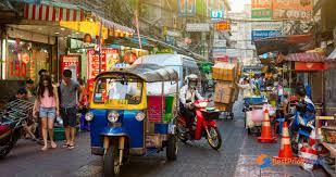 Travel along with our special tuk tuk's to experience great attractions in the oldtown of bangkok. Bangkok Street Food Tour By Tuk Tuk Bestprice Travel