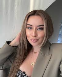 𝒂𝒏𝒏𝒂-𝒎𝒂𝒓𝒊𝒂 🧸🤍 (@annaa.koo) • Instagram photos and videos