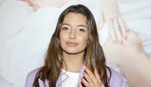 Ask anything you want to learn about nikodem rozbicki by getting answers on askfm. Julia Wieniawa I Nikodem Rozbicki Caluja Sie Na Tle Zimowej Scenerii Pieknie Sie Patrzy Na Tak Kwitnaca Milosc Zdjecia Szolbiznes Maxxx News Rmf Maxxx