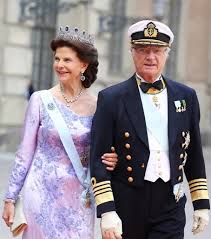 In 2015 he married sofia hellqvist and they have two sons, prince alexander and prince gabriel. BÄƒuturÄƒ È™i Femei Pentru ToÈ›i SupuÈ™ii Mei Povestea Picanto EroticÄƒ A Casei Regale Suedeze