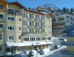 Tripadvisor'ın interaktif haritasını kullanarak konuma ve yakındaki restoran ve gezilecek yer. Hotel Solaria Obertauern Zum Angebot Gastebewertungen