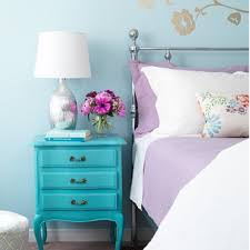 So solid teal and purple colors may become boring after a while, so why not switch it up with some patterns and shapes. 49 Decorating Ideas For Farmhouse Style Bedrooms