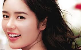 Tướng phụ nữ vượng phu: Nhìn 4 chỗ này là biết