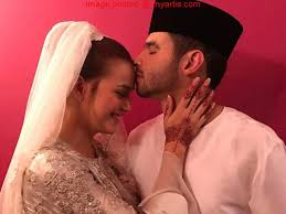 Explore tweets of tengku sayed hasrian al_hinduan @sh_tengku on twitter. Nikah Kerabat Raja Juliana Evans Kini Bergelar Che Puan 7 Gambar Merecik