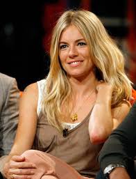 Sienna Miller In The Alex Monroe Bumblebee Sienna Miller Hair Sienna Miller Sienna Miller Style