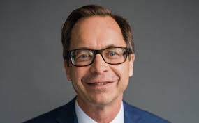 Michael Hedstrom's Instagram, Twitter & Facebook