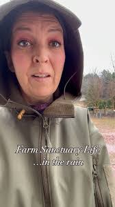 Travis Felix's Instagram, Twitter & Facebook