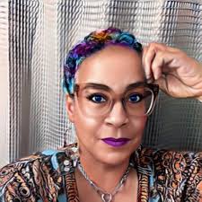 Amazon.com: BLOOM: Stories for Women to Nurture Your Growth and Water Your  Soul Vol 1 eBook : Reynolds, Sheila D.: Kindle Store