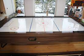 Die zweifarbig bedruckte, kratzfeste spielfläche besitzt unzählige löcher. Billard Airhockey Tisch Abzugeben Kampfschmuser De