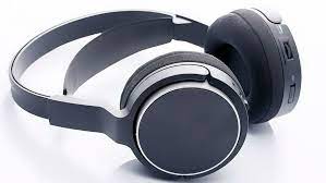 Vous trouverez sur notre boutique en ligne les écouteurs ou le casque sans fil bluetooth qui correspondront le mieux à vos envies et à votre style. Quels Sont Les Meilleurs Casques Bluetooth A Moins De 100 Mai 2021 Les Numeriques