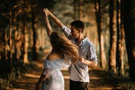 1600+] Couple Pictures | Wallpapers.com