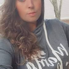 Ashley Slocum's Instagram, Twitter & Facebook