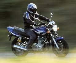 Neben diesen angaben zu deinem motorrad bieten wir dir auch eine sorgfältig zusammengestellte auflistung aller speziell für deine yamaha xjr 1300 (rp19) verfügbaren verschleißteile, anbauteile und zubehörteile aus. Xjr 1300