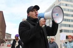 Megaphone - Wikipedia