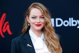 Jun 13, 2021 · emma stone has revealed the secret to perfecting her 'evil laugh' as the title character in the new disney film cruella. Cruella Herself Would Approve Of Emma Stone S Premiere Look British Vogue