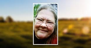 Joan Lennox's Instagram, Twitter & Facebook