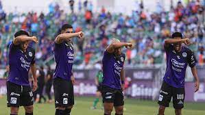 The team competes in the liga mx femenil. Huye04tr01doum