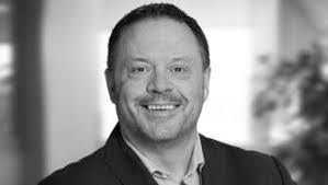 Eric Bridgewater's Instagram, Twitter & Facebook