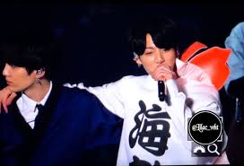 But after y version concept photos for love yourself where suga looks like v's twin brother, i'm not confused anymore. 10 Times Bts S Members Magically Transformed Into Each Other Kissasian