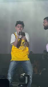 Maradona: La Canción de Kevin Moreno en Concierto