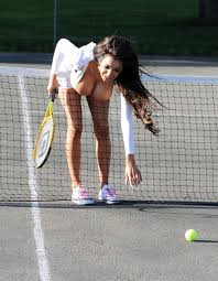 Gem, set, meč za Chloe Khan - tportal