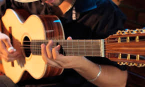 Those orquestra de viola caipira sound very similar to a mandolin orchestra, they do also i have just discovered some videos from brazil with a viola caipira or viola sertaneja, an instrument with five. Viola Caipira Ajeito Sua Musica