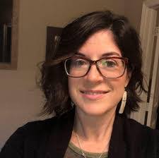 Julie Patton's Instagram, Twitter & Facebook