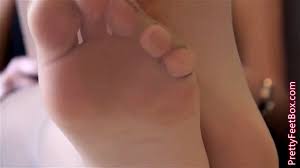 Watch Karoline Prettyfeetbox - Nylons, Feet Pantyhose, Babe Porn - SpankBang