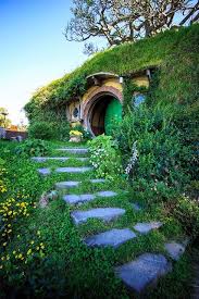 The Shire Green Dragon Pub Hobbiton Matamata New Zealand Maison De Hobbit Paysages Magnifiques Beau Paysage