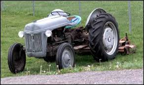 Garden tractor plans diy riding lawn mower outdoor power equip build your own. How To Buy A Very Used Tractor Homestead Org Buy A Used Tractor