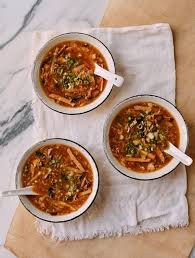 Looks to be a good basic recipe that will make a quick and yummy version of hot & sour soup. Hot And Sour Soup Just Like The Restaurants Make It The Woks Of Life